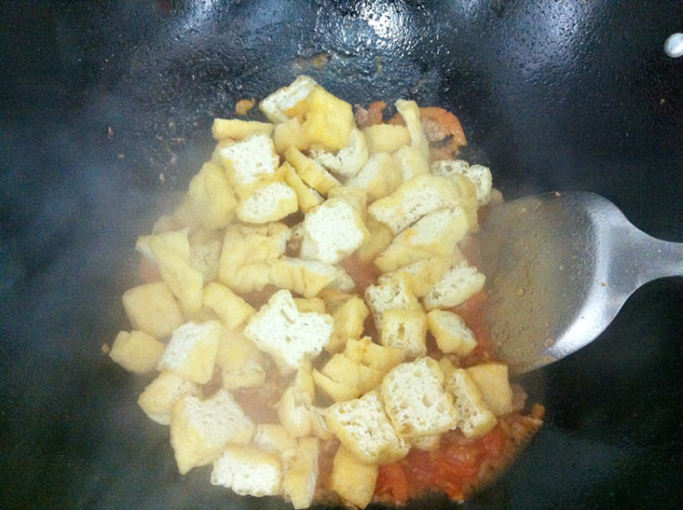 茄汁豆腐泡步骤5