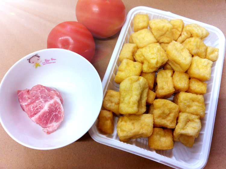 茄汁豆腐泡步骤1