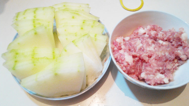 家常肉末冬瓜步骤2