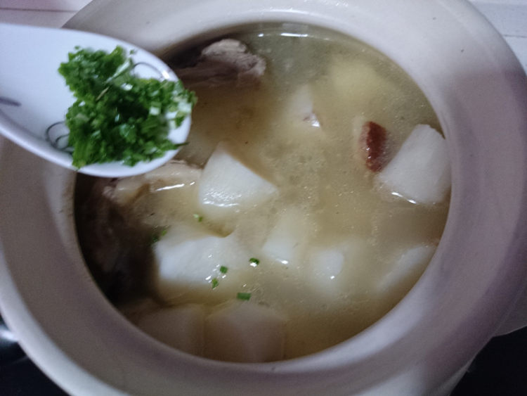 鸭架山药汤步骤6