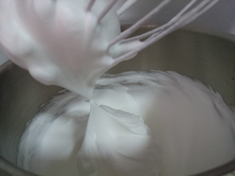 葡萄干轻乳酪蛋糕步骤8