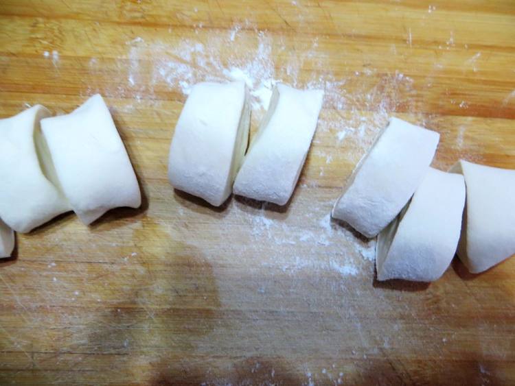金针菇猪肉馅饼步骤17