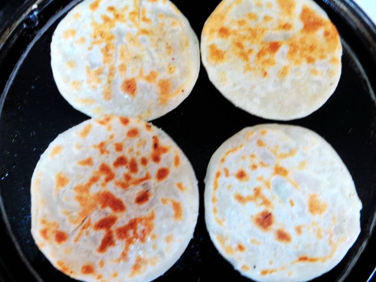 金针菇猪肉馅饼步骤24
