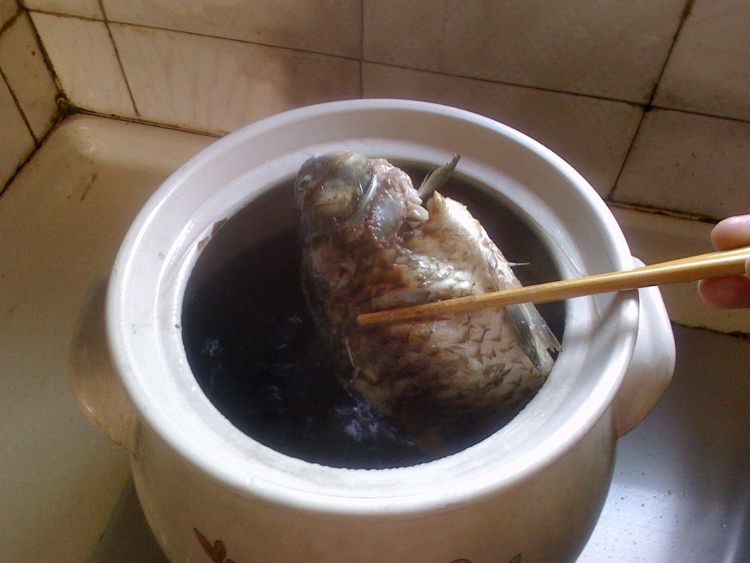 黑豆鲫鱼粥步骤6