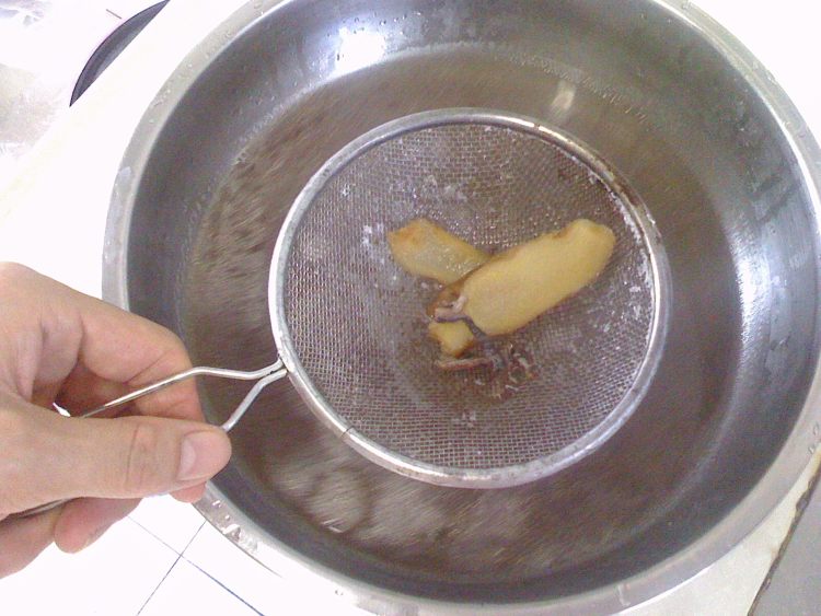 黑豆鲫鱼粥步骤7