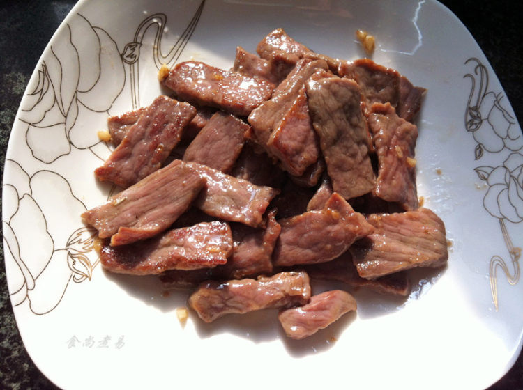 莴笋炒牛肉步骤10