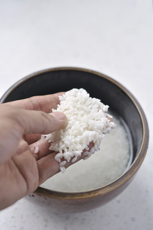 红薯咸肉米粥步骤2