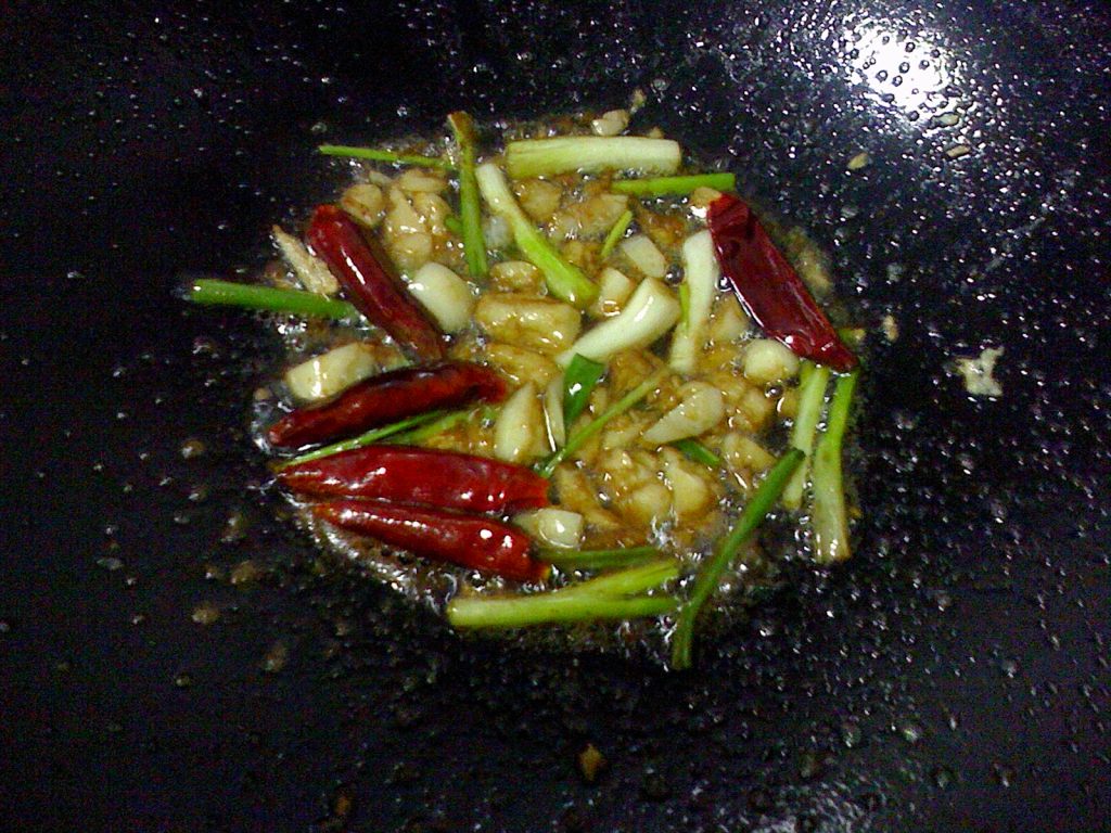 卷心菜炒粉丝步骤6