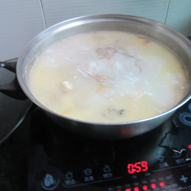 胖头鱼煮粉丝步骤14