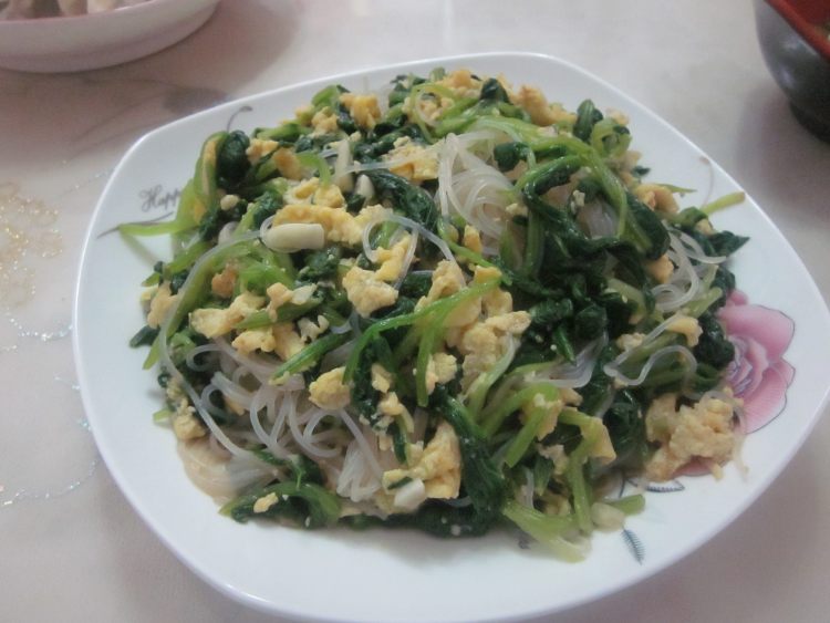 菠菜鸡蛋拌粉丝步骤8