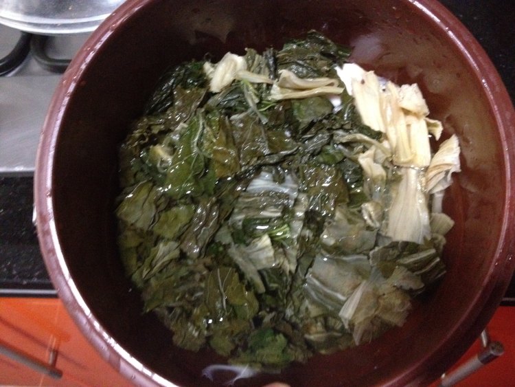 筒骨菜干汤步骤5