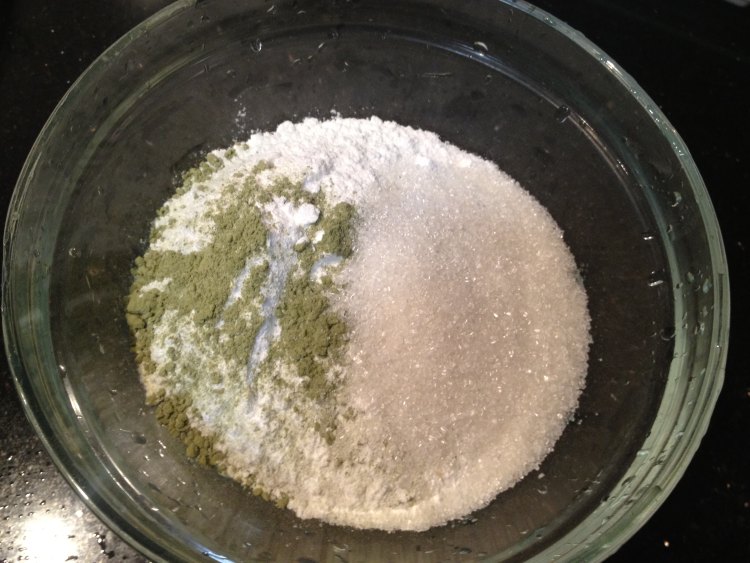抹茶红豆糯米糍步骤1