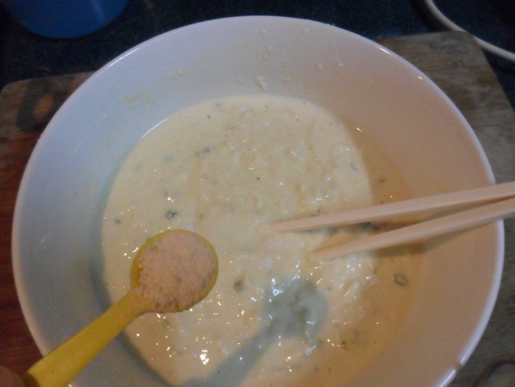 萝卜虾米鸡蛋饼步骤6