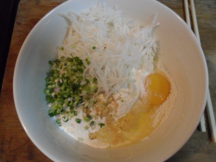 萝卜虾米鸡蛋饼步骤5
