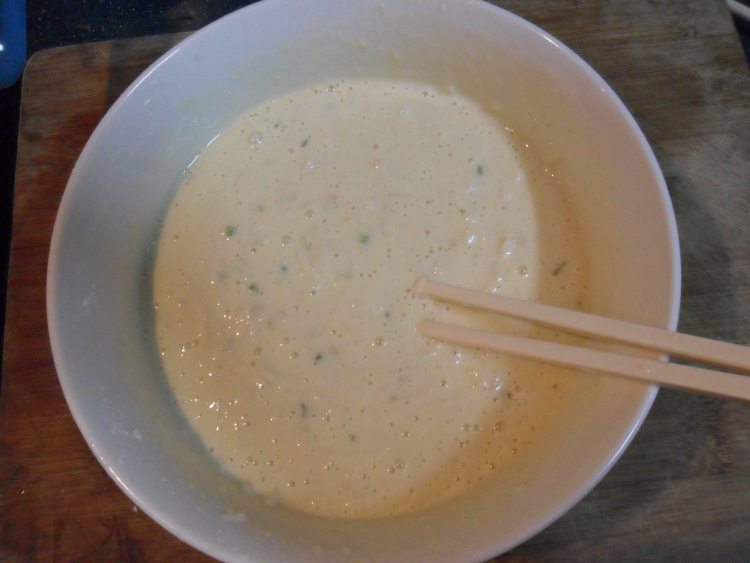 萝卜虾米鸡蛋饼步骤7