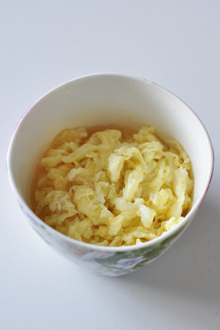 鲜虾炒饭步骤2