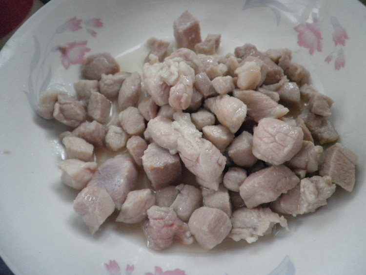 剁椒毛豆炒肉丁步骤6