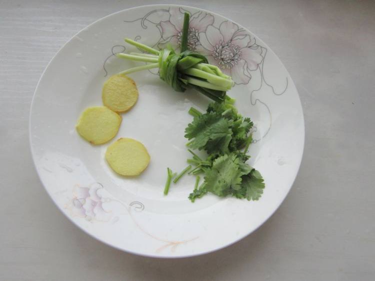 鲤鱼头炖冬瓜步骤5