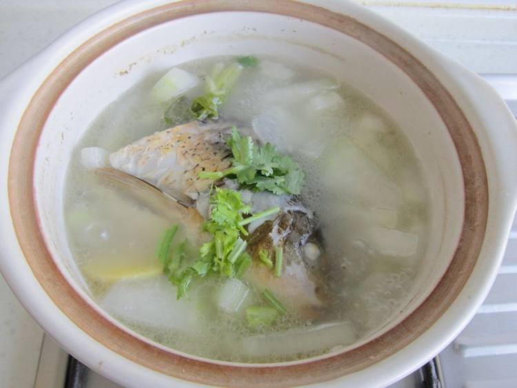 鲤鱼头炖冬瓜步骤10