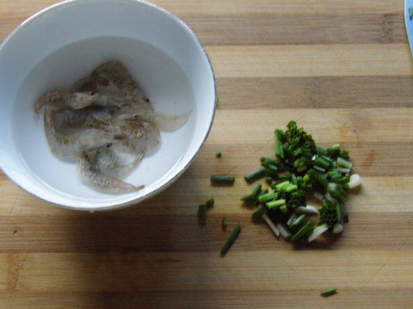 虾肉小馄饨步骤1