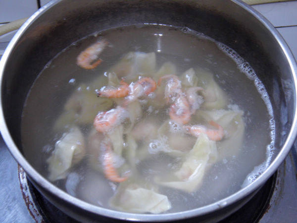 虾肉小馄饨步骤4