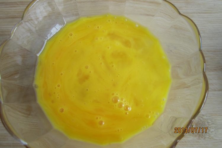 土豆片煎蛋步骤4