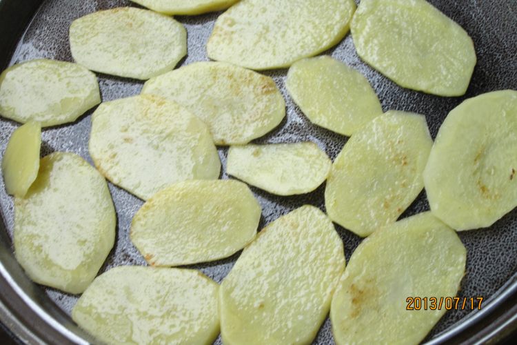 土豆片煎蛋步骤6