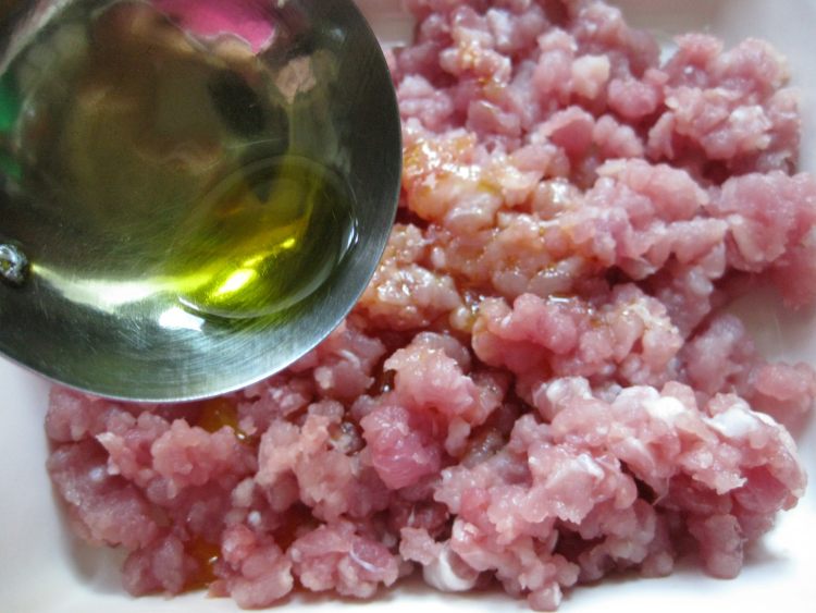 肉酱拌茄子土豆步骤8