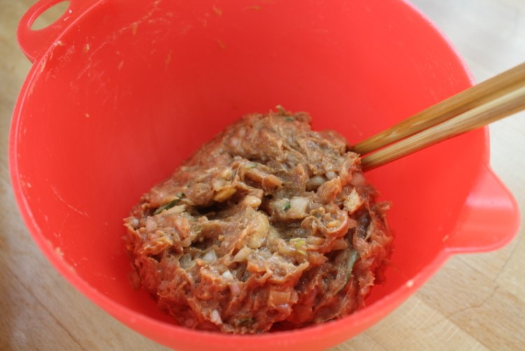 白菜烧肉丸步骤3