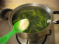 香菇菠菜汤步骤10