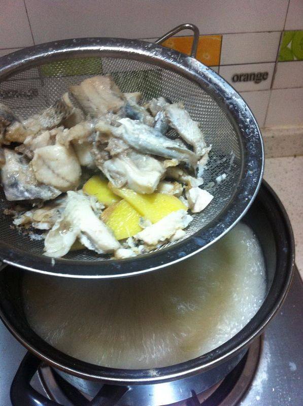 青豆黑鱼汤步骤10