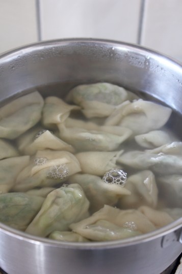 鸡骨汤菜肉大馄饨步骤13