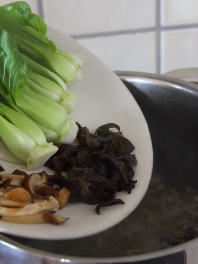 鸡骨汤菜肉大馄饨步骤16