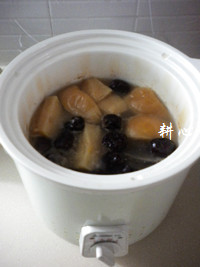 苹果炖鱼汤步骤14