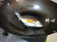 苹果炖鱼汤步骤5