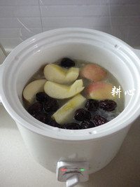 苹果炖鱼汤步骤13