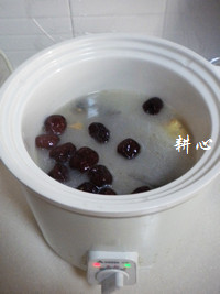 苹果炖鱼汤步骤12