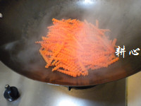 蒜末炒胡萝卜步骤7