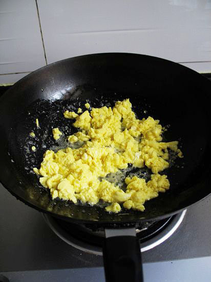 炒鸡蛋过程图片
