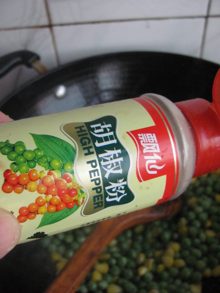 豌豆玉米虾仁步骤11