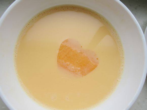 木瓜牛奶蒸鸡蛋步骤7
