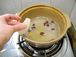 栗子红枣粥步骤5