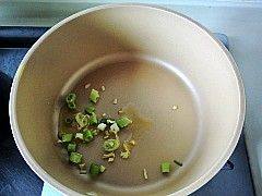 鸡肉豆腐蔬菜汤步骤3