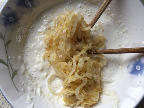 酸菜香肠饼步骤3