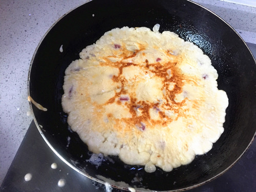 酸菜香肠饼步骤9