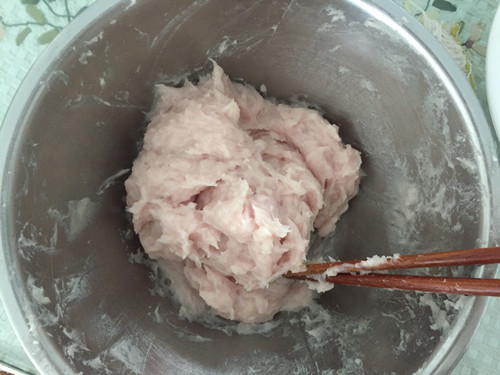 荠菜鱼丸粉丝汤步骤7