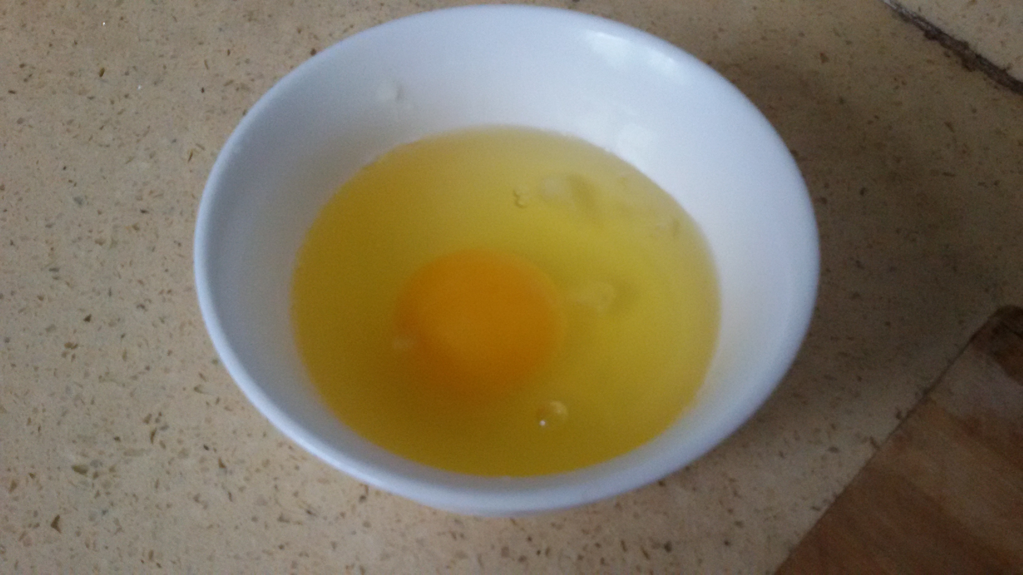 虾米鸡蛋炒土豆丝步骤2