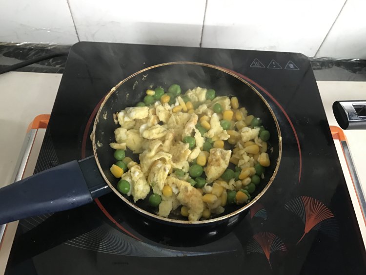 能量吐司培根卷步骤4