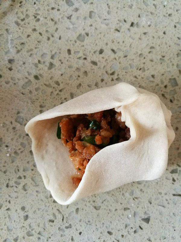葱花肉馅饼步骤6