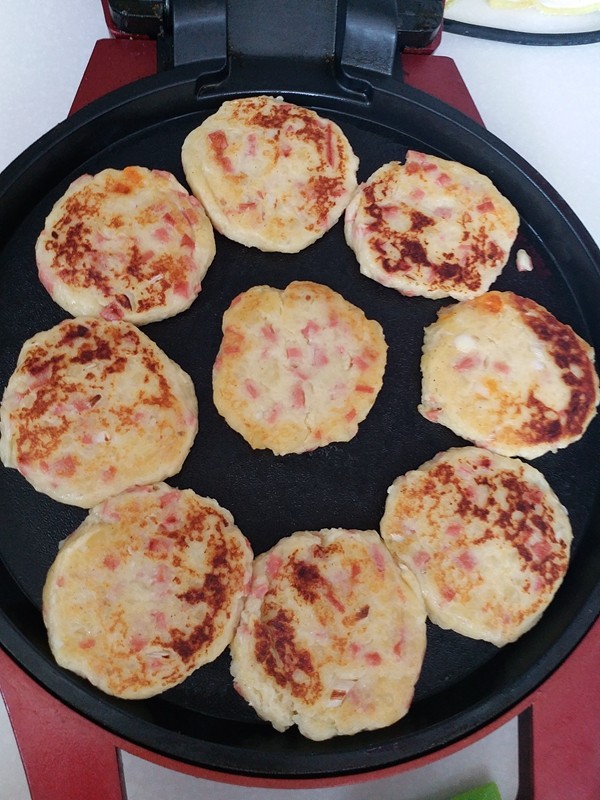 火腿肠土豆饼步骤8
